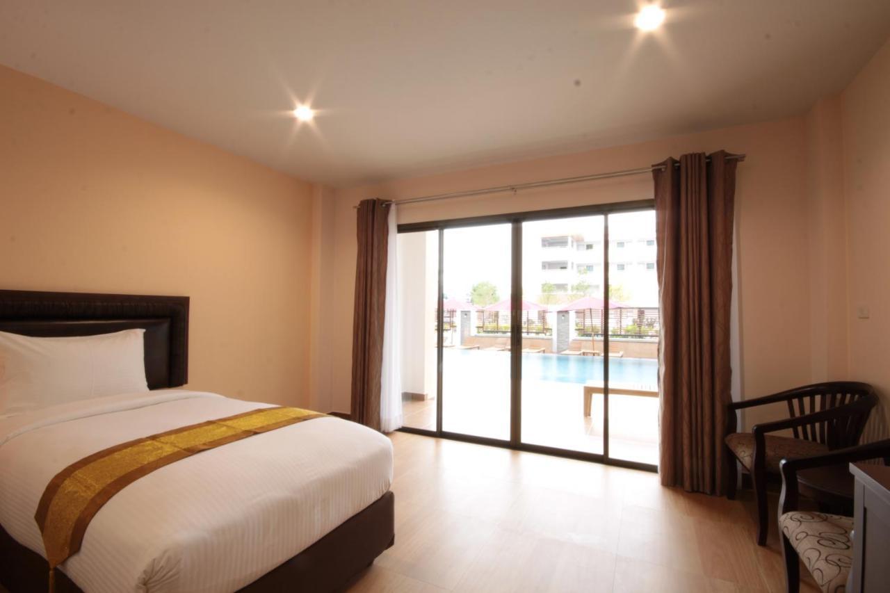 Paragon Suites Resort Jomtien Beach Eksteriør billede